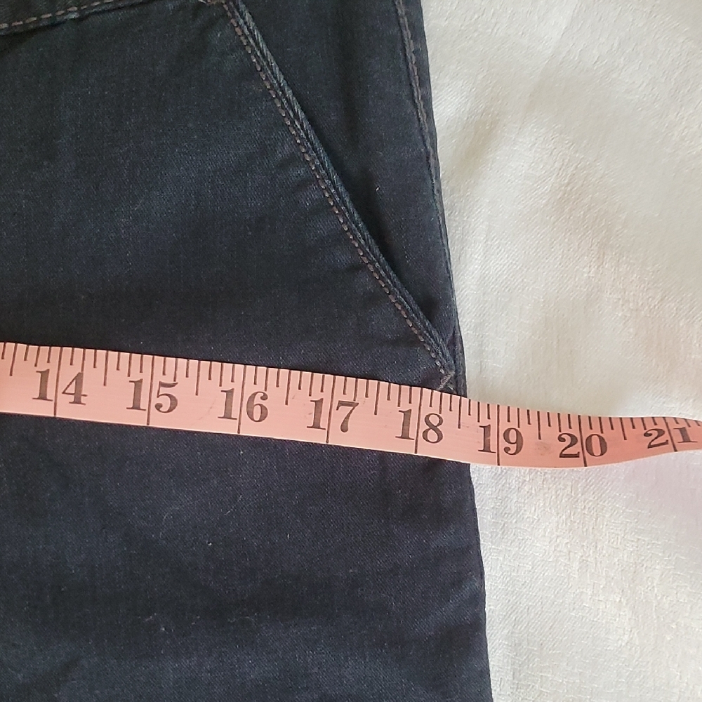 Women's Black Wide-Leg Jeans - Picture 8 of 11